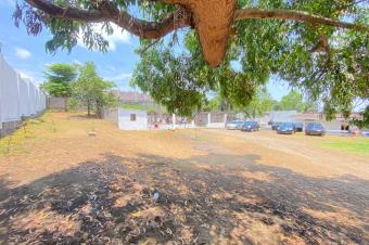vente TERRAIN DE 10sur 40 SUR KINSHASAUPN