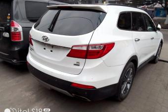 HYUNDAI SANTAFE Full options Sans plaque  Anne de fabrication 2014 Automatique Essence Couleur dorigine Climatisation impeccable Kilomtrage faible Prix 19.000  discuter lgre