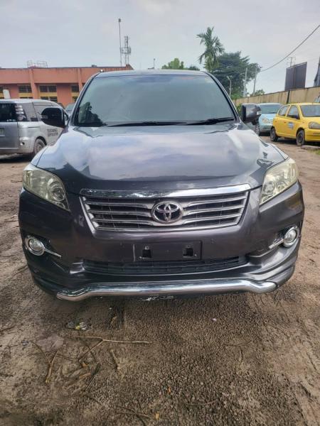 Toyota Vanguard 2014