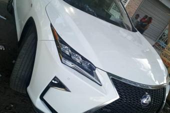 Lexus RX 450h   Sans plaque   2019 hybride toit panoramique  Volant droit  Automatique 20 kilomtrage  Prix 27500  Localisation GB  