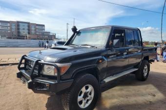  TOYOTA LAND CRUISER 2019 V8 DOUBLE CABINE DIESEL MANUEL AVEC PLAQUE BK   MOTEUR  BOITE NICKEL KITOKO   KILOMTRAGE  70.000km   PRIX  48000  DISCUTER TRS LGRE