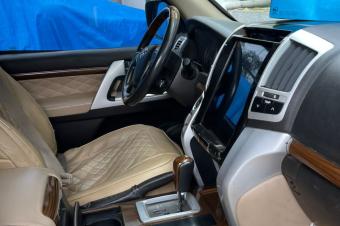 TOYOTA GXR A LOUER POUR VOS ACTIVITS PRIX DE LOCATION 300 jours  discuter selon le nombre de jour