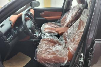 TOYOTA FORTUNER SANS PLAQUE ANNES DES FABRICATION 2023 AUTHENTIQUE  PRIX50.000 AZUI   AUTOMATIQUE ESSENCE KILOMTRAGES 0.00 CLIMATISATION IMPECCABLE COULEUR DORIGINE F