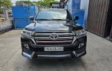 ?Toyota Land Cruiser GXR ?Annee: modifier 2021 Full full option: ?Automatique steptronique ?Essence 8 cylindre  ?Interior cuir  ?Siege electrique  ?Demarrage bouton ?Grand ecran ?2