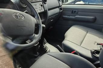 Land cruiser don du Kowet  Double Cabine  anne 2023 kilomtrage 00km climatisation impeccable  diesel  manuelle  sans plaque  prix 80.000   Offre directe