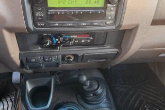 Land Cruise 5 portire 2014 diesel manuelle Kilomtrage 53000 prix 42000  discuter