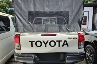 TOYOTA HILUX 2022