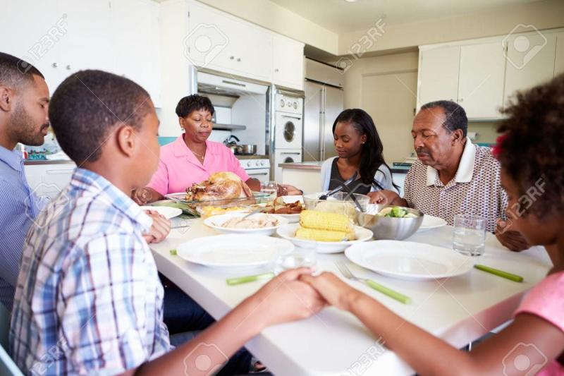 PrierUn acte qui devrait tre simple et naturel sans jamais tre machinal. La prire constitue pour le croyant le fond du tableau de son existence un entretien quasi permanent av