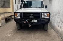 Toyota land cruiser  automobile_motos_velos_engins_et_pieces