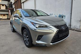 Lexus nx300