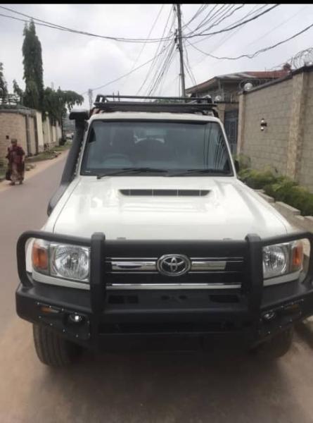 Toyota land cruiser 
