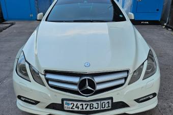Mercedes E 350 Coupe Annee  2014 Automatique Steptronique diesel 4 cylindre Fullllll option  interior cuire Siege Electrique 72.000 km TelephoneBleutooth 3 mode Spo