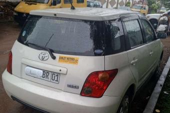 La vente des 2 voitures    1. Toyota IST  BQ 2. Toyota IST BR  Prix    La plaque BQ  5.600              La plaque BR  6.200 