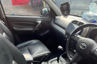 Rav 4 intermdiaire 