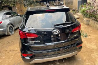 Hyundai santa fe 2017 