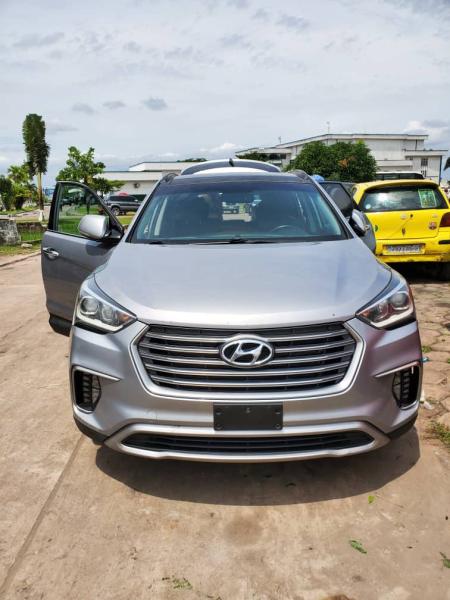 Hyundai santa fe 2019 