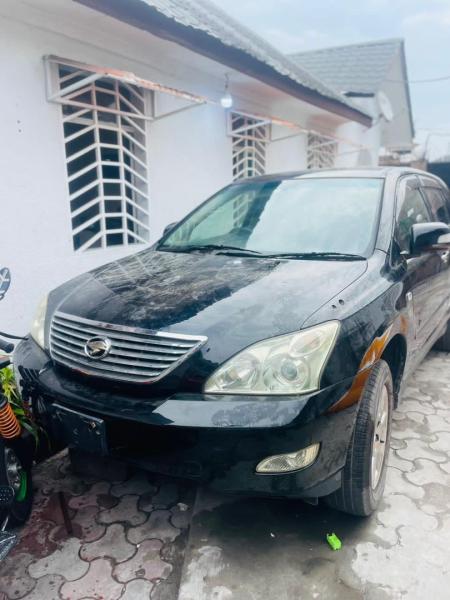 TOYOTA HARRIER SANS PLAQU A VENDRE 
