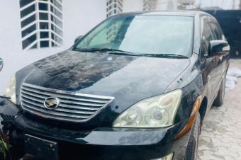 TOYOTA HARRIER SANS PLAQU A VENDRE 
