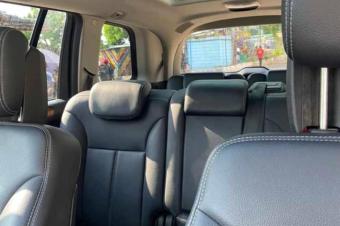 Mercedes Gl 450 4MATIC  Anne 2011 Toit ouvrant  3 banquette  Volant gauche  Intrieur en cuir  Full option  Camera de recul Essence  Automatique  Sans plaque Climatisation impec
