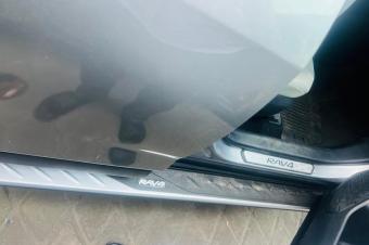 NEW RAV4 XLE NON HYBRIDE 2021   volant gauche   intrieur en cuir   full option   toit panoramique ouvrant   4 cylindre   essence   automatique   kilomtr