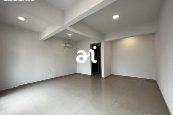 VENTE MAISON R3 NEUVE DE 3 CHAMBRES  KINSHASAKINTAMBO