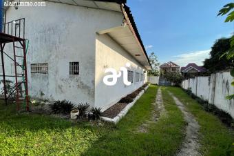 VENTE GRANDE PROPRIT DE 1674m DOTE DUNE GRANDE BTISSE DE 4 CHAMBRES  KINSHASARIGHINI 
