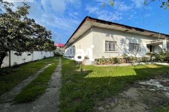 VENTE GRANDE PROPRIT DE 1674m DOTE DUNE GRANDE BTISSE DE 4 CHAMBRES  KINSHASARIGHINI 