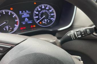 Hyundai santafe Anne 2020 automatique essence volant normal sans plaque prix 30000 a discut localisation appel