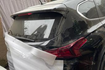 Hyundai santafe Anne 2020 automatique essence volant normal sans plaque prix 30000 a discut localisation appel