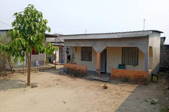 GS13IMMO SARL met  la disposition du grand public la vente de cette parcelle CNsele QKinkole. Rf Arrt Pondu. Dimension 1515M. Prix 33.000  discuter.  vous.