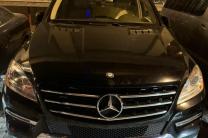 Mercedes BENZ full option  automobile_motos_velos_engins_et_pieces