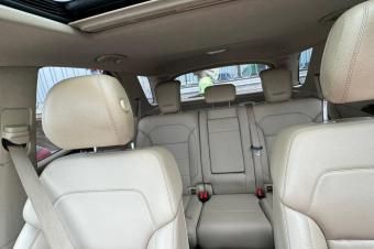 Mercedes BENZ full option 