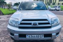 Toyota 4Runner  automobile_motos_velos_engins_et_pieces