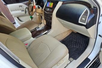 Nissan patrol 2012 full option 