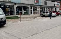 Belle opportunité à saisir à Gombe Vente d'une concession Gombe zone A Aux alentours de la Galerie Présidentielle Avec plusieurs magasins + un grand entrepôt Superficie : 2.300 M² mediacongo
