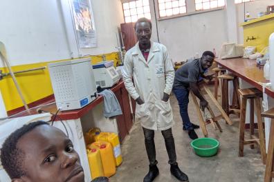 recherche_d_emploi ELVIS BYANDIKE  
