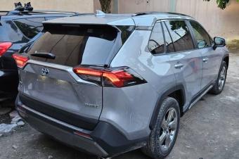 Toyota rav4 hybrid full option 