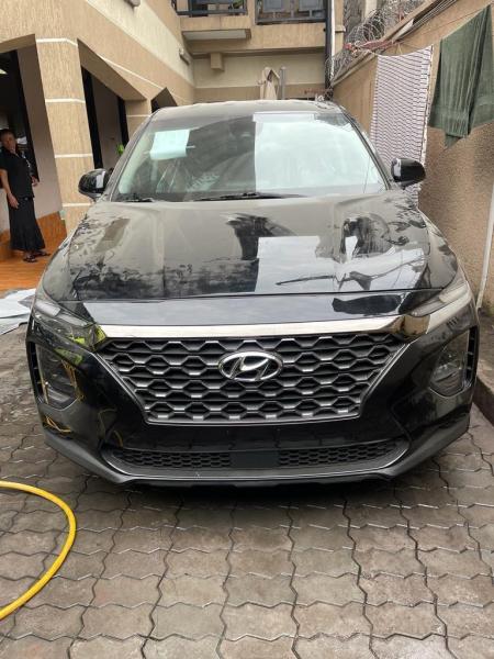 Hyundai santa fe full option 2021 