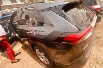 Toyota rav4 full option 