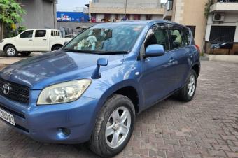 Toyota Rav 4 full option 