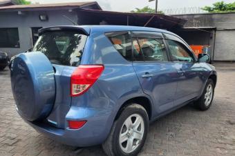 Toyota Rav 4 full option 