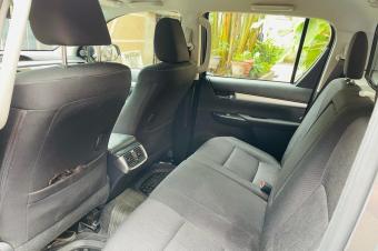 TOYOTA HILUX A VENDRE 