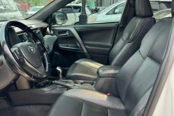 Toyota RAV4 SE AWD 2017  Matcha Gari