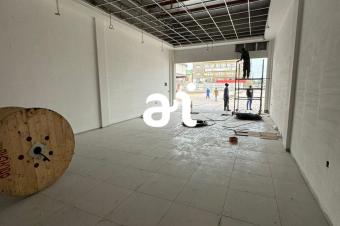 LOCATION MAISONS COMMERCIALES DE 75m  KINSHASAKASAVUBU