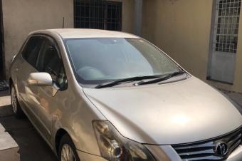Toyota Blade sans plaque 