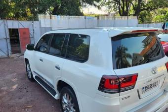 Toyota Land Cruiser VX.R Modifier 2022
