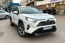 Toyota Rav4 full option  automobile_motos_velos_engins_et_pieces