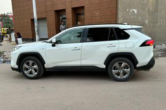 Toyota Rav4 full option 