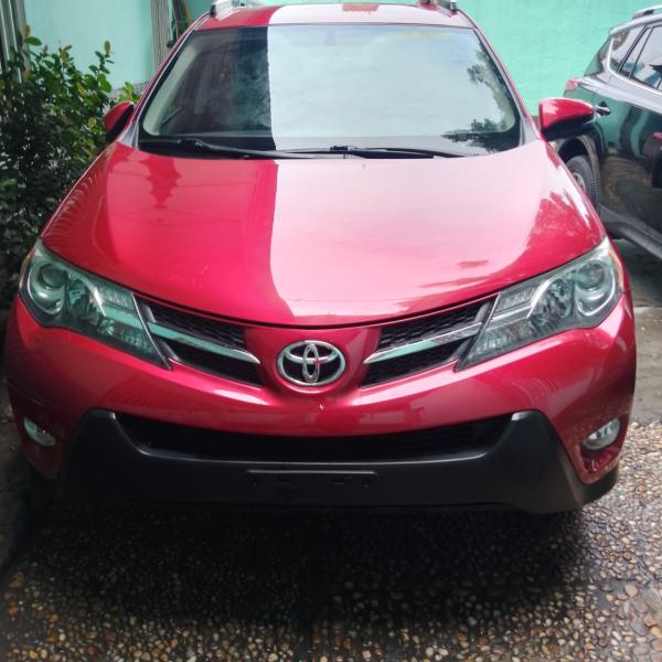 New rav authentique 2015 couleur rouge Sans plaque automatique  Essence  Kilomtrage faible  Climatisation impeccable  Siege en cuire noire Prix  19.500  Offre direct localisatio