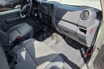 TOYOTA LAND CRUISER DOUBLE CABINE  automobile_motos_velos_engins_et_pieces